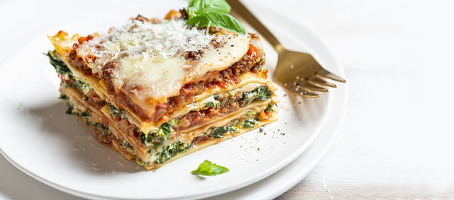 Beef Lasagna with Spinach and Ricotta